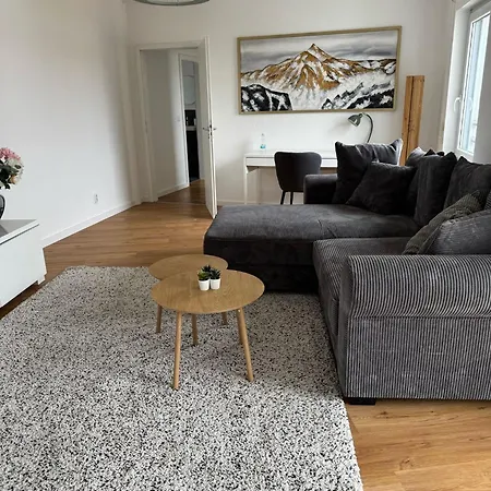 شقة 2zimmer Zentrale Lage Stellplatz Urban Light