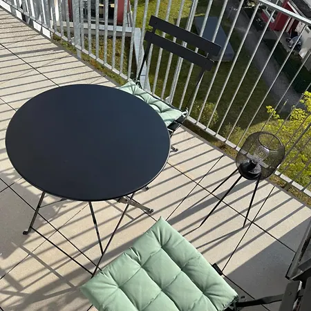 2zimmer Zentrale Lage Stellplatz Urban Light *