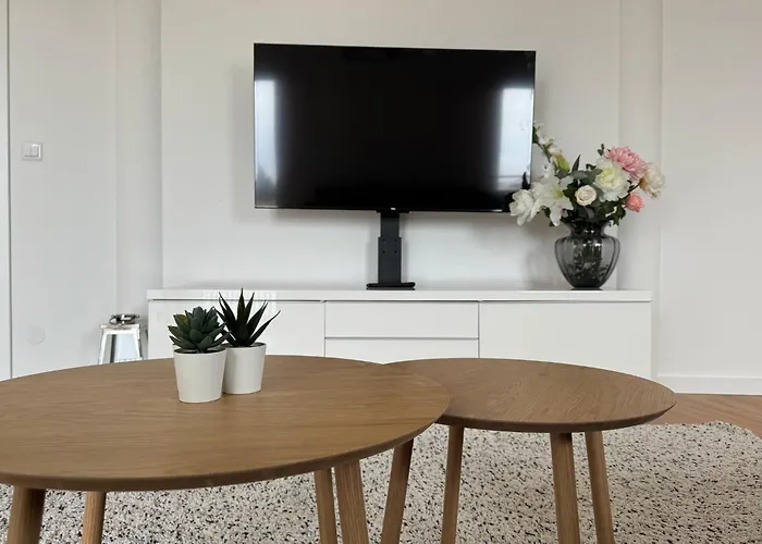 Διαμέρισμα 2zimmer Zentrale Lage Stellplatz Urban Light *