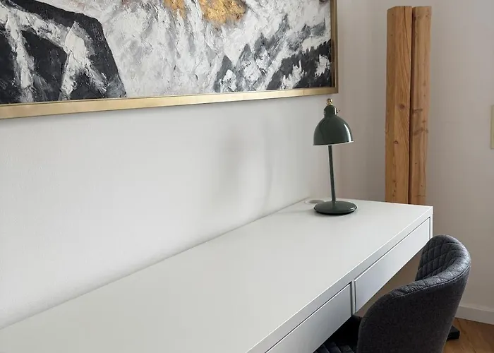 2zimmer Zentrale Lage Stellplatz Urban Light *