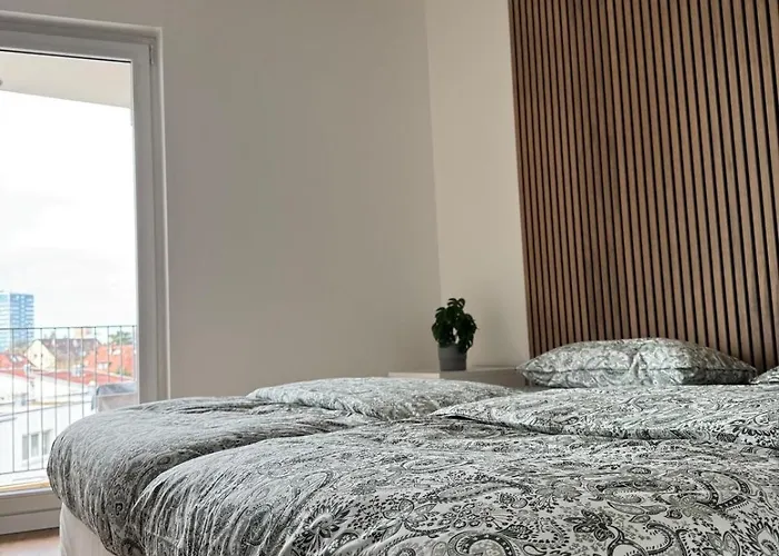 Διαμέρισμα 2zimmer Zentrale Lage Stellplatz Urban Light *